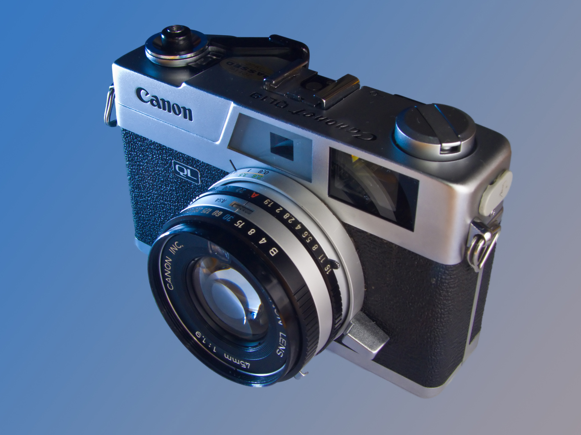 Canonet QL-19